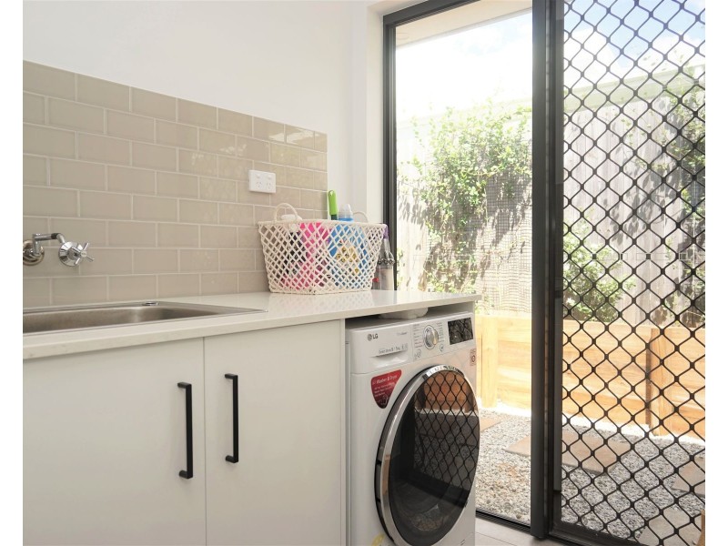 42 Elderberry Avenue, Bentley Park QLD 4869