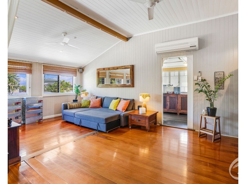 18-20 Ascot Avenue, Westcourt QLD 4870