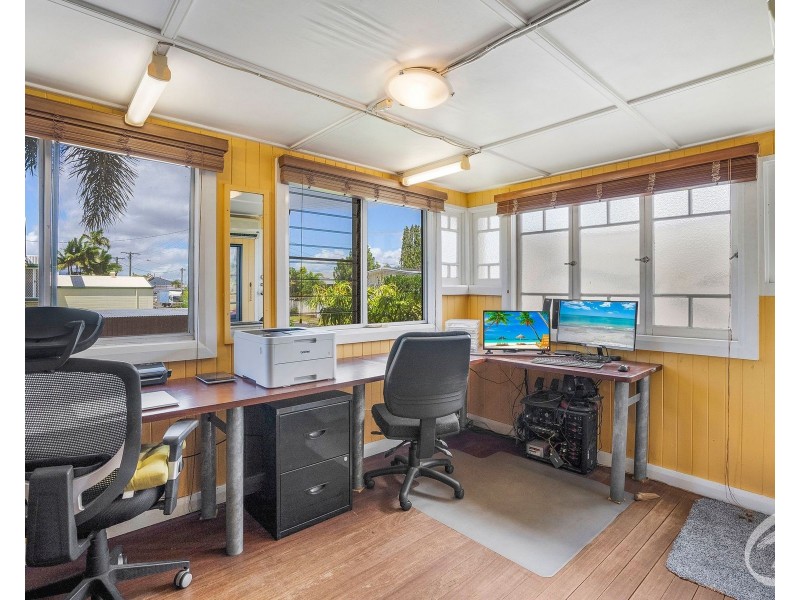 18-20 Ascot Avenue, Westcourt QLD 4870