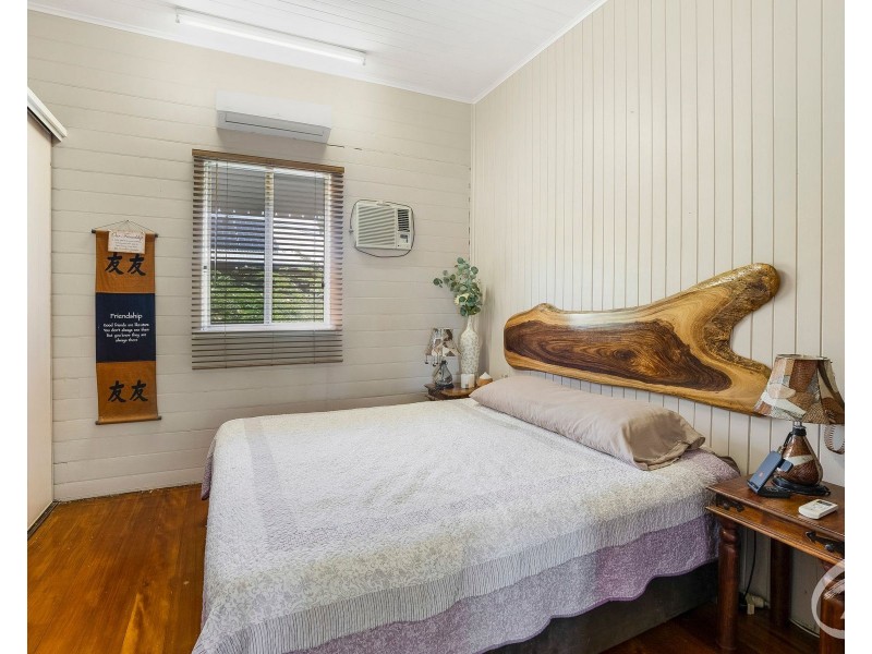 18-20 Ascot Avenue, Westcourt QLD 4870