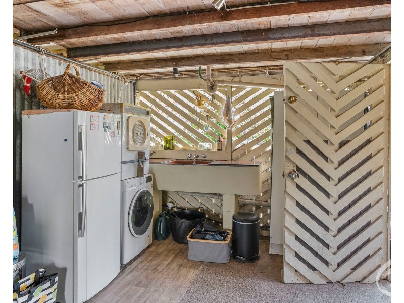 18-20 Ascot Avenue, Westcourt QLD 4870