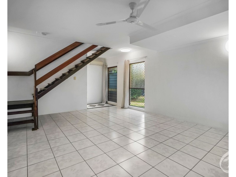 7/5 Pioneer Street, Manoora QLD 4870