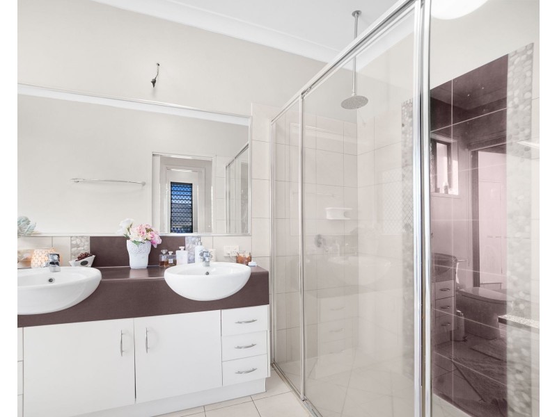 11 Gadaloff Close, Gordonvale QLD 4865