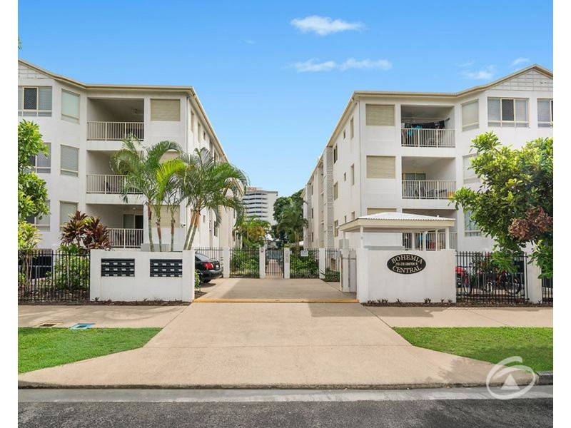5A/210 Grafton Street, Cairns North QLD 4870