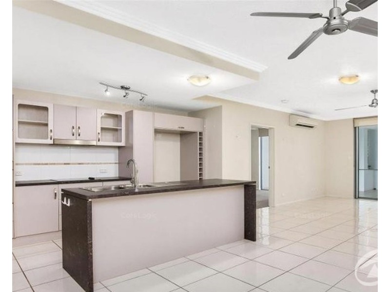 43/9-15 McLean Street, Cairns North QLD 4870