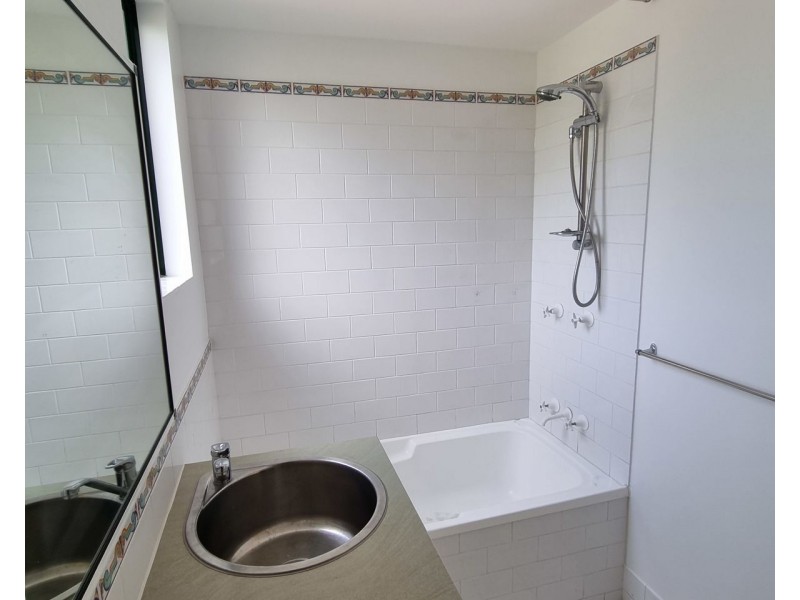 19B/186 McLeod Street, Cairns City QLD 4870