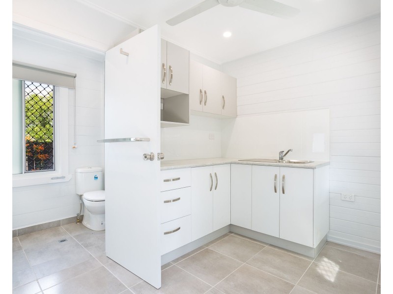 34B Nelson Street, Bungalow QLD 4870