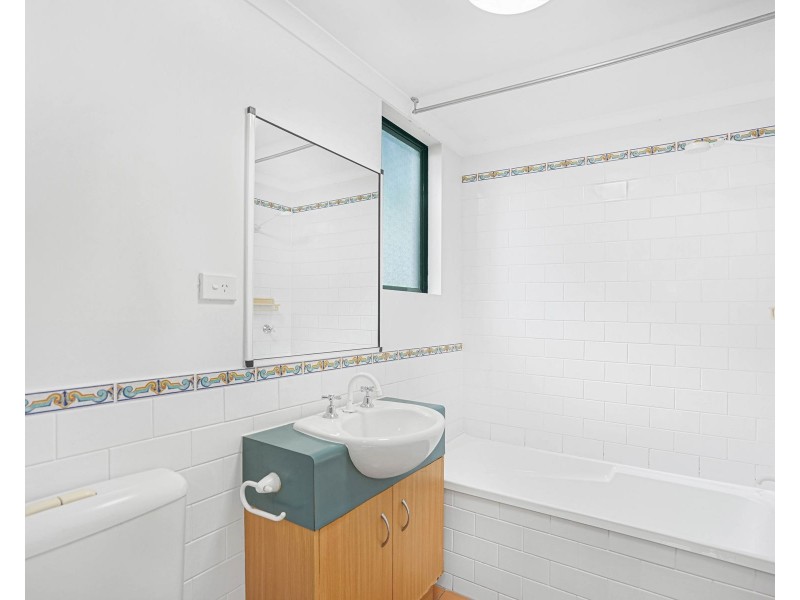 13/186-188 McLeod Street, Cairns North QLD 4870