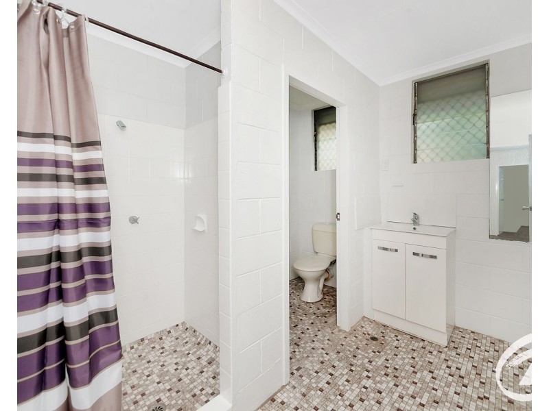 2/131 Aumuller Street, Bungalow QLD 4870