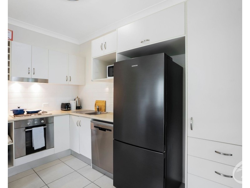 40/1-13 Ernest Street, Redlynch QLD 4870