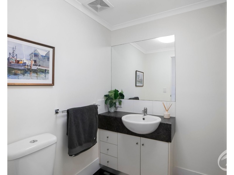 40/1-13 Ernest Street, Redlynch QLD 4870