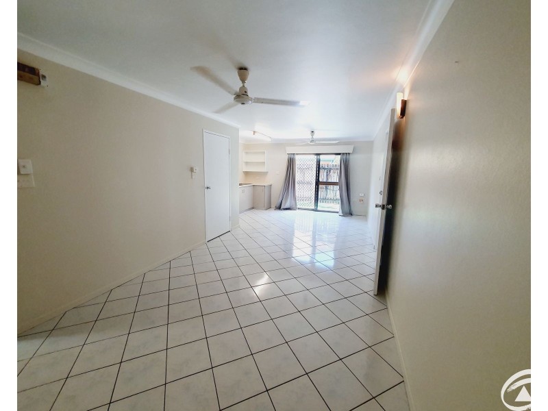 13/350 Sheridan Street, Cairns North QLD 4870