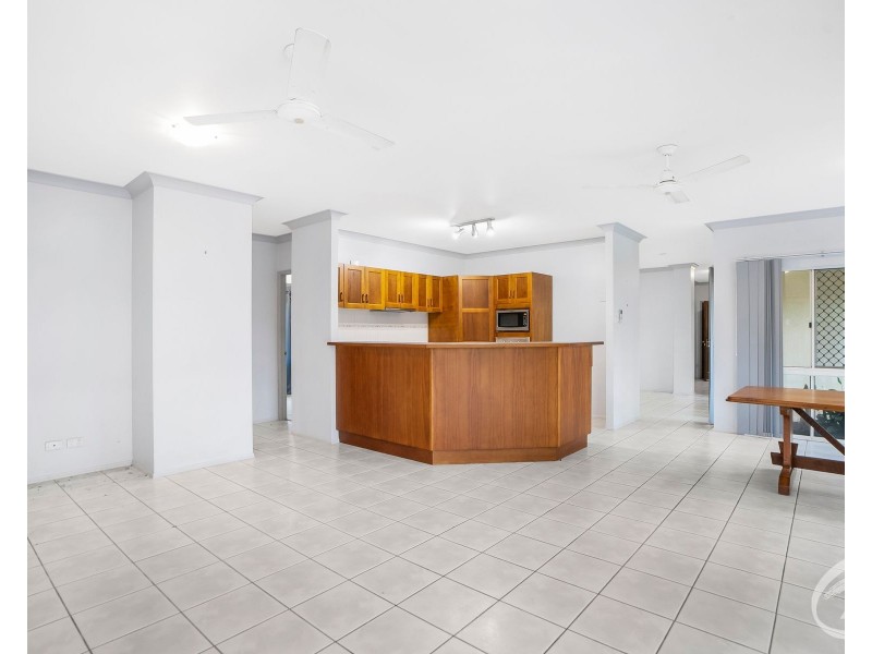 5 Manilla Close, Mount Sheridan QLD 4868