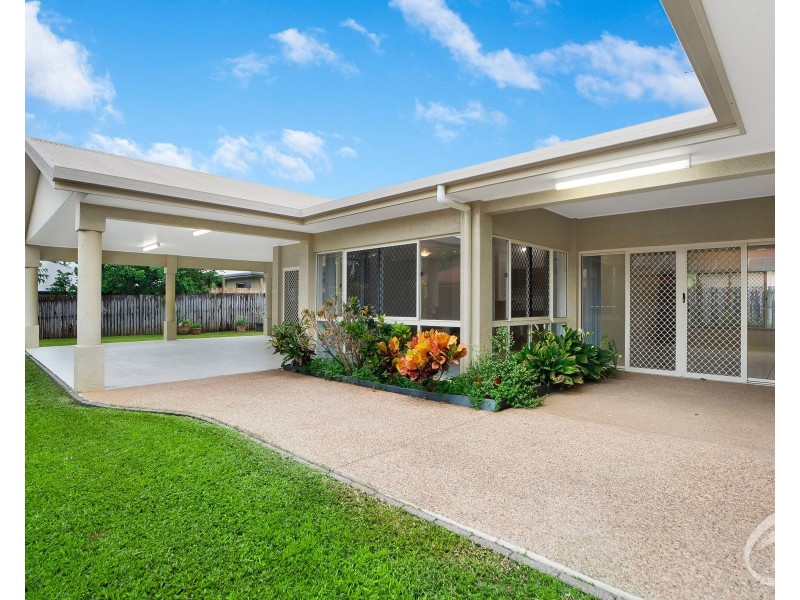 5 Manilla Close, Mount Sheridan QLD 4868