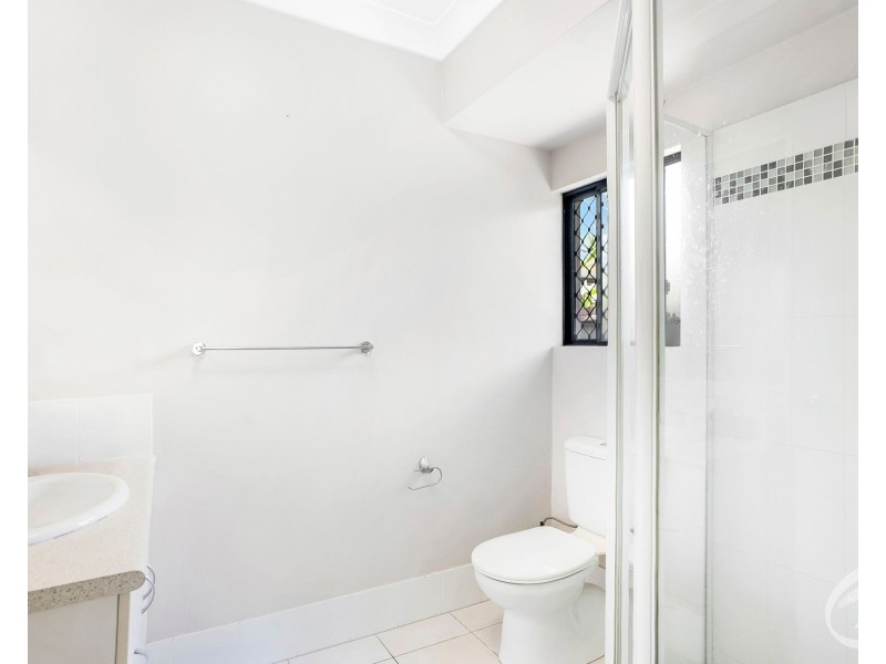 9 Petrie Close, Kewarra Beach QLD 4879