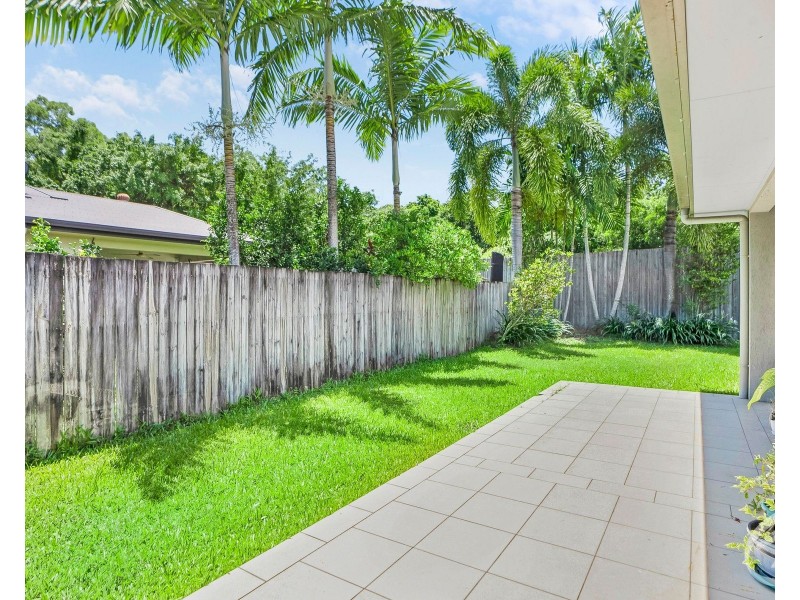 9 Petrie Close, Kewarra Beach QLD 4879