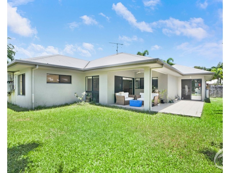 9 Petrie Close, Kewarra Beach QLD 4879