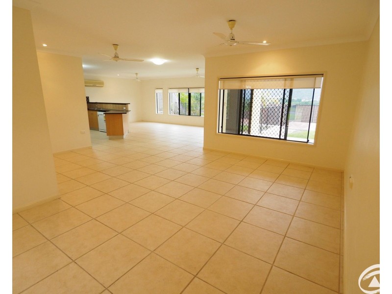 17 Findlay Street, Brinsmead QLD 4870