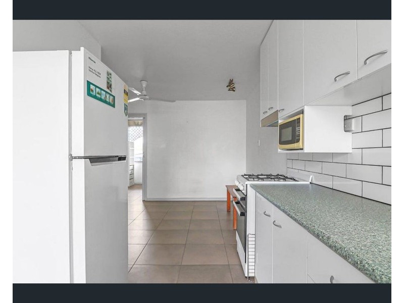 10/2 Kidston Street, Bungalow QLD 4870