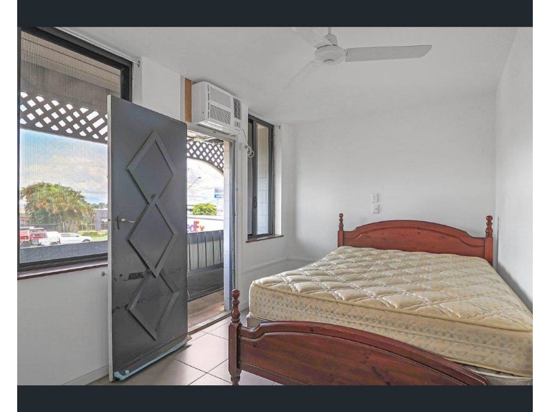 10/2 Kidston Street, Bungalow QLD 4870