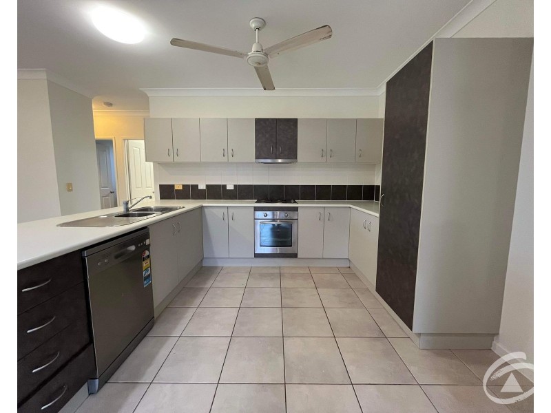 8 Laidley Street, Edmonton QLD 4869
