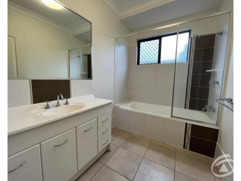 8 Laidley Street, Edmonton QLD 4869