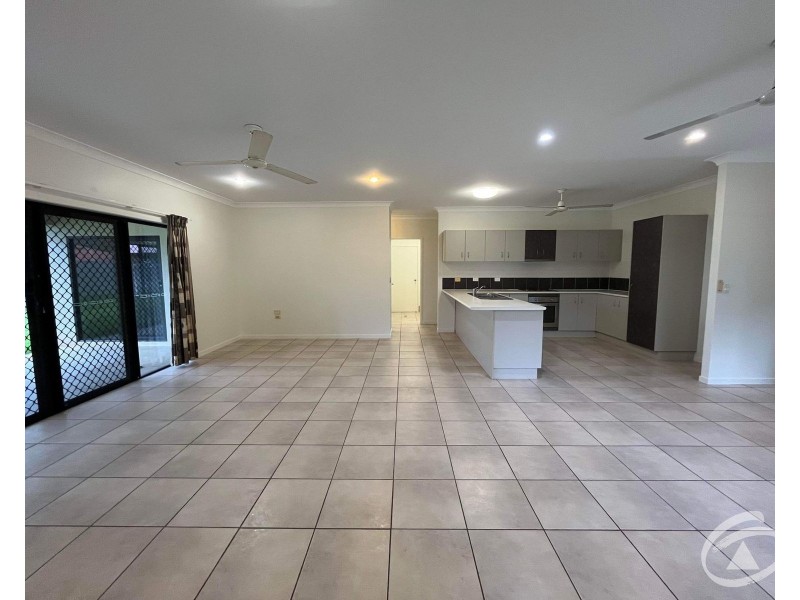 8 Laidley Street, Edmonton QLD 4869