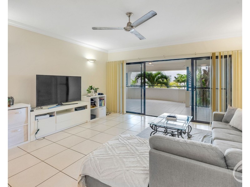 12/75 Spence Street, Cairns City QLD 4870
