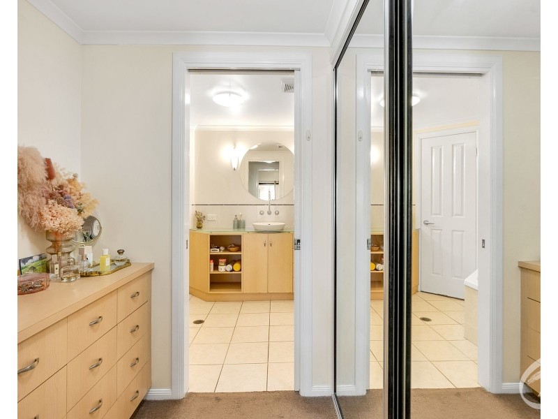 12/75 Spence Street, Cairns City QLD 4870