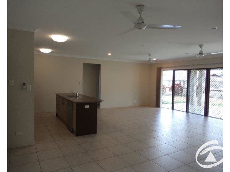 50 Sunbird Drive, Woree QLD 4868