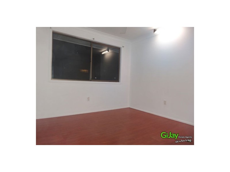 479 Warrigal Rd, Eight Mile Plains QLD 4113