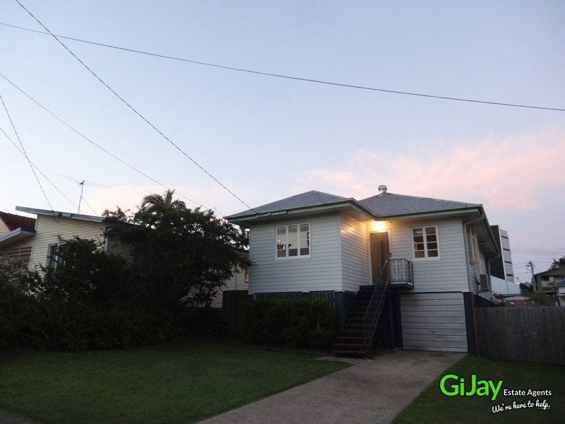 16 and 18 Perkins Street, Upper Mount Gravatt QLD 4122