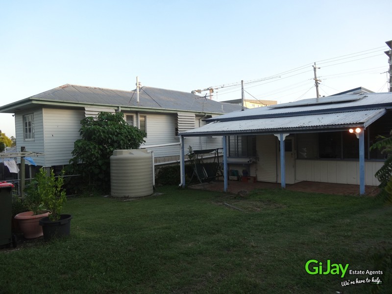 16 and 18 Perkins Street, Upper Mount Gravatt QLD 4122