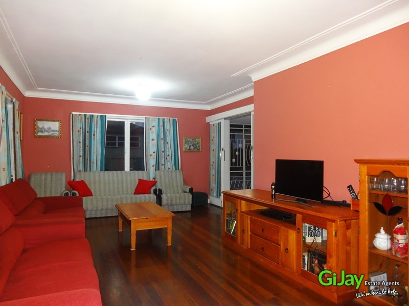 16 and 18 Perkins Street, Upper Mount Gravatt QLD 4122