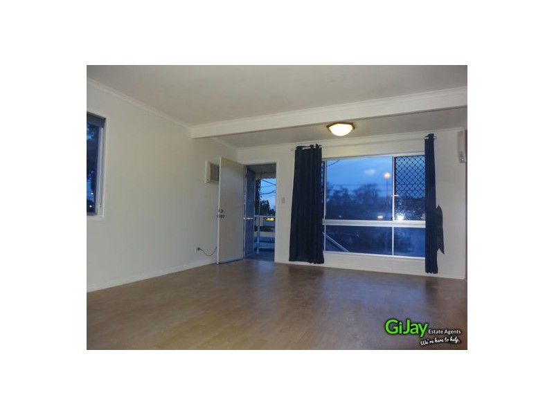 32 Waratah Drive, Crestmead QLD 4132