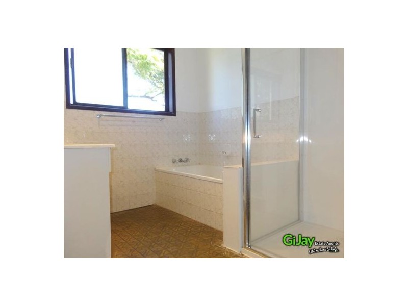 9 Feluga Street, Shailer Park QLD 4128