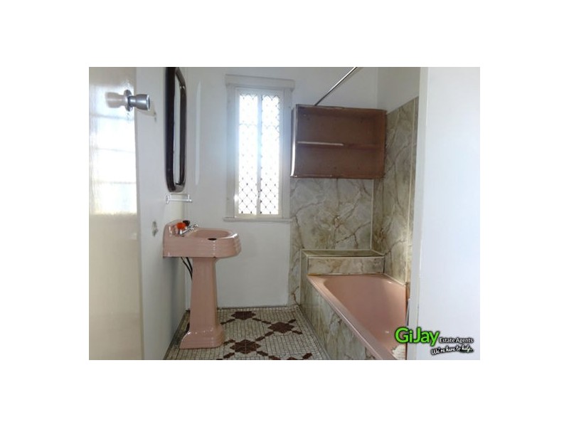 118 Bradman St, Sunnybank Hills QLD 4109