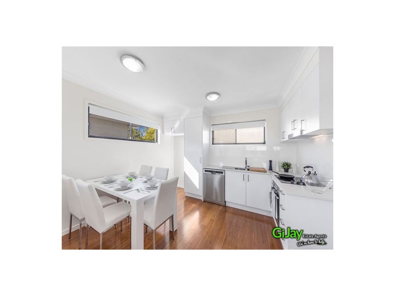 2/125 Ekibin Road, Annerley QLD 4103