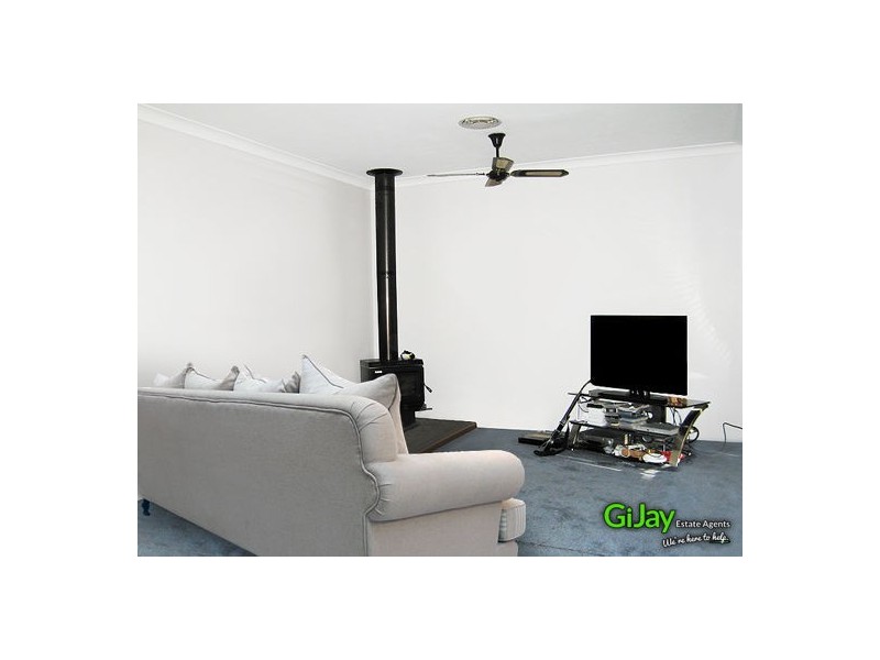 195 Third Ave, Marsden QLD 4132