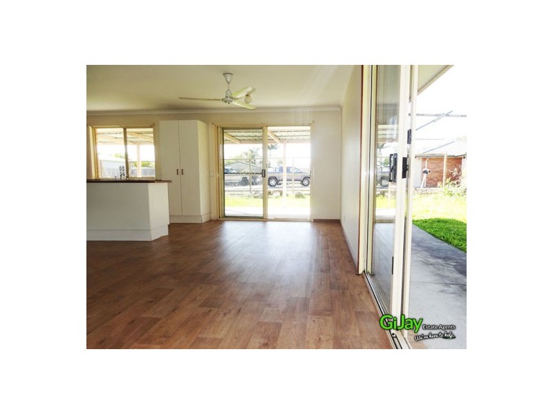 6 Bandar Court, Tanah Merah QLD 4128