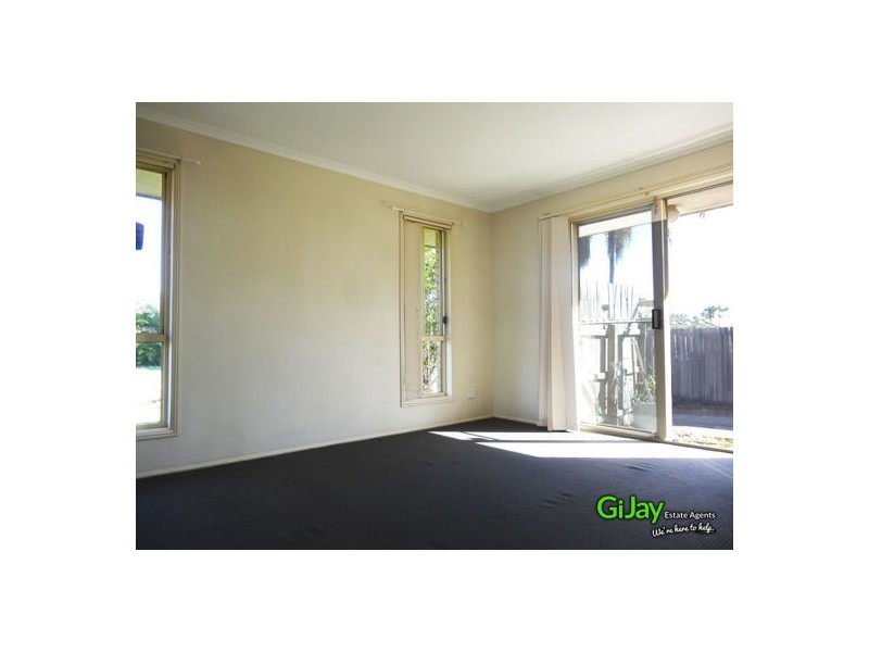 6 Bandar Court, Tanah Merah QLD 4128