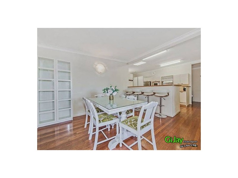 102 Mountain Street, Mount Gravatt QLD 4122