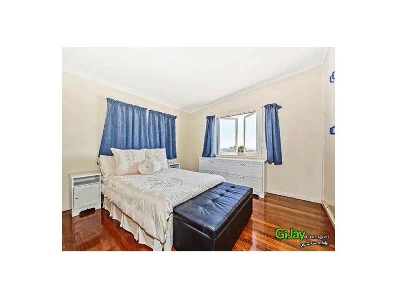 102 Mountain Street, Mount Gravatt QLD 4122