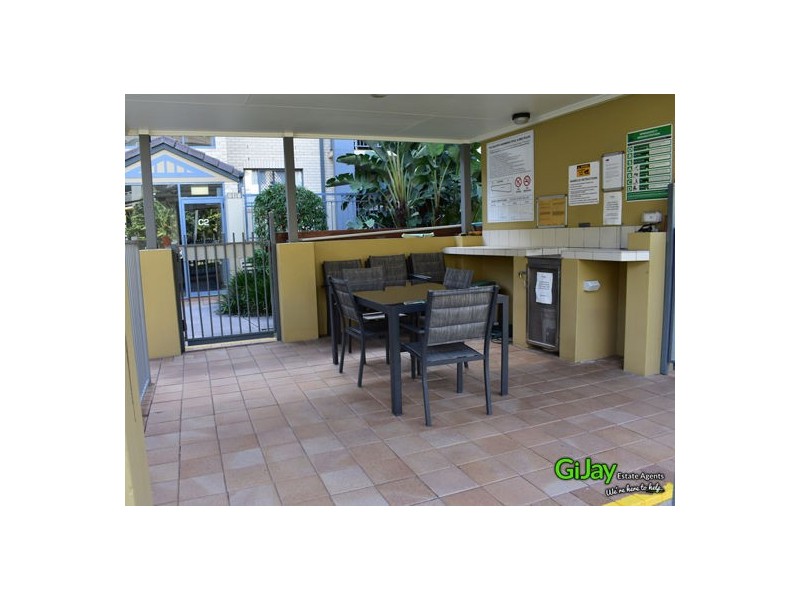 47/300 Sir Fred Schonell Drive, St Lucia QLD 4067