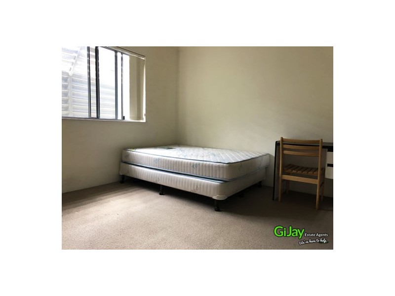 47/300 Sir Fred Schonell Drive, St Lucia QLD 4067