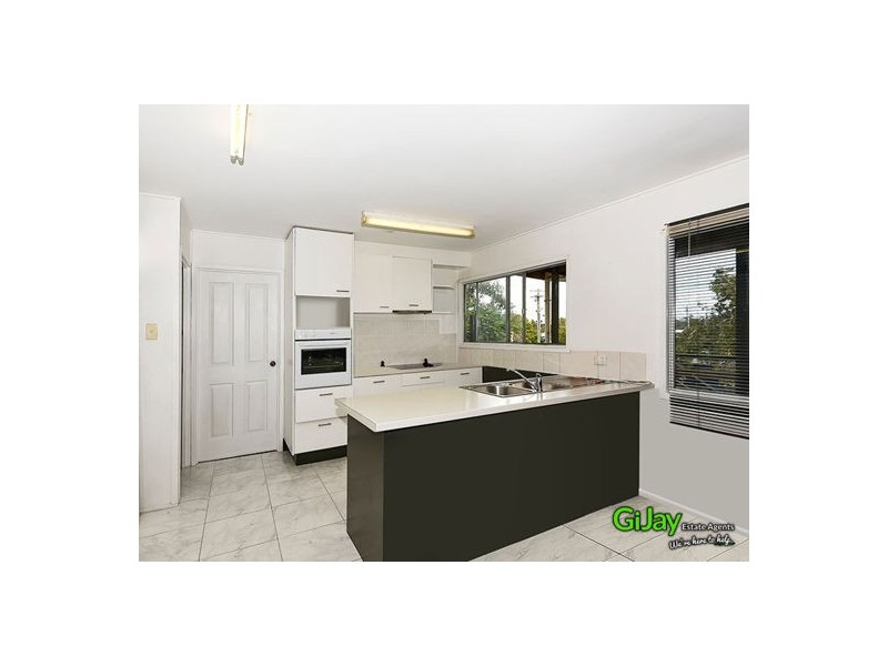 17 Moore St, Logan Central QLD 4114