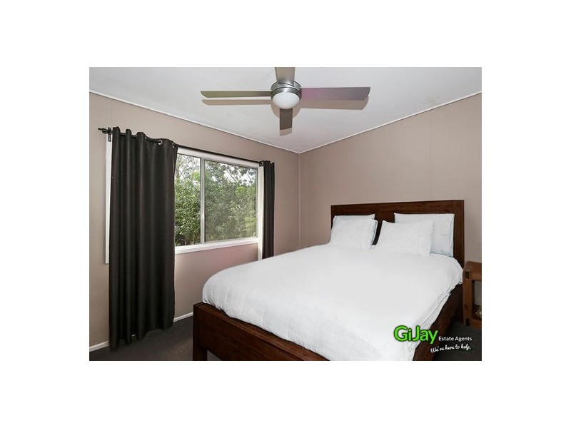 17 Moore St, Logan Central QLD 4114