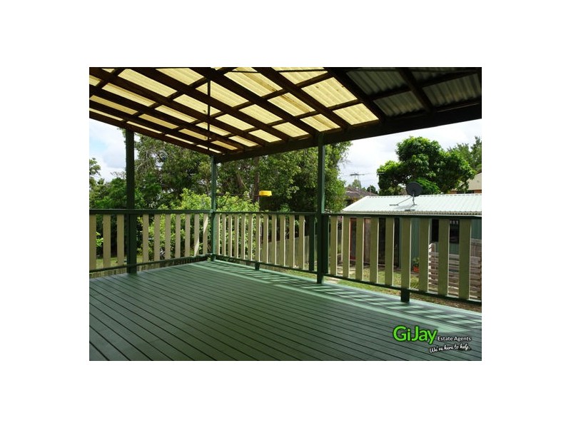 17 Moore St, Logan Central QLD 4114