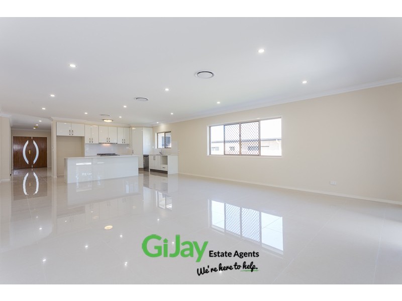 63 Tuckett Rd, Salisbury QLD 4107