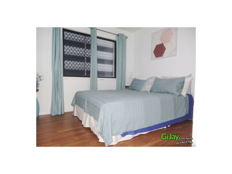 5 Moore St, Logan Central QLD 4114